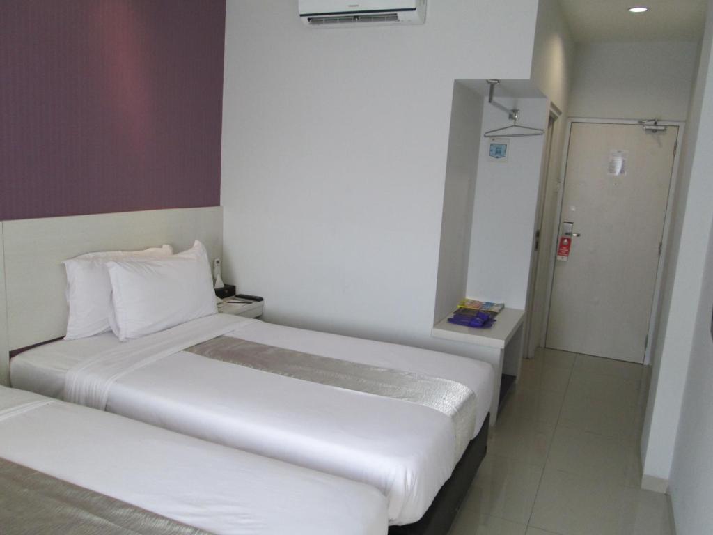 Hotel Vio Surapati Bandung Pokój zdjęcie